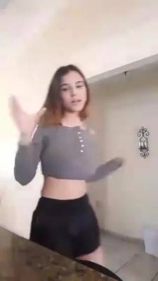 Lovely Girl In Skirt Bored On Periscope - hclips.com