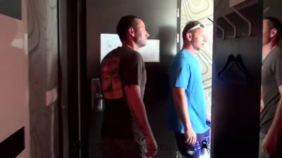 Clap Back!!! - upornia.com