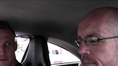 Whore gets 3way fucked - nvdvid.com