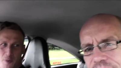 Whore gets 3way fucked - nvdvid.com