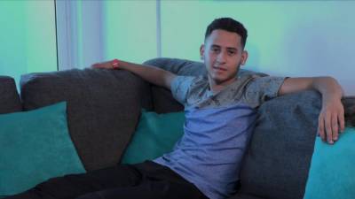 Twink latino sucks before barebacked - nvdvid.com