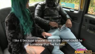 Cabbie Loves a Big Black Cock - porntry.com