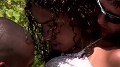 Hot Girl With Pussy Wanting To Be Fucked By Two Big Cocks - upornia.com