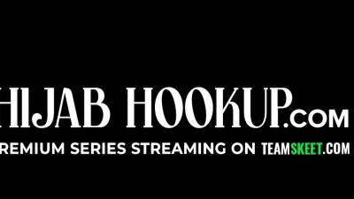 Clever College Guy Tricks And Fucks His Step Sisters - icpvid.com