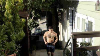 Sturdy inked amateur jerking for cum - webmaster.drtuber.com