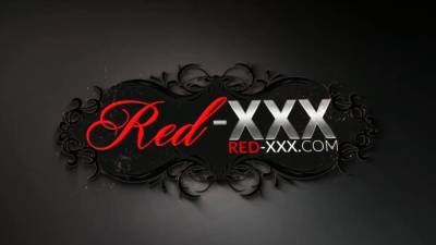 Red XXX - Red XXX fucks her dildo while in pantyhose - drtuber.com - Britain