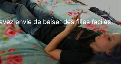 Fille solo masturbation dans sa chambre - drtuber.com - France