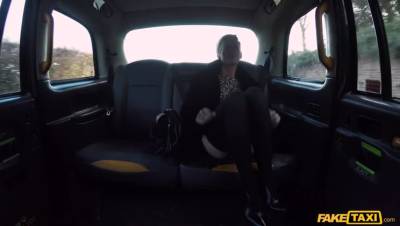 John Bishop - MILF swaps shops for cock - veryfreeporn.com