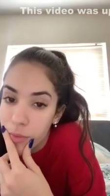 Her Panties Are Not Covering Anything At All - hclips.com