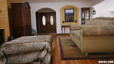 Carmen Caliente - Ryan McLane - Latina Beauty Delights with BJ - porntry.com