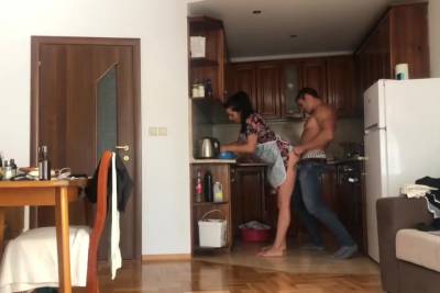 Housewife Surprises Her Man And Gets Fuck In Her Ass - hclips.com