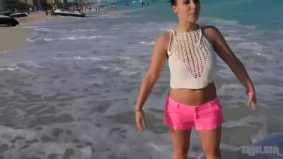 That Bikini - upornia.com