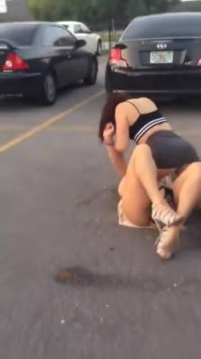 Hot Bitches Fighting In Public - hclips.com
