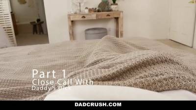 Dadcrush - daughter (Trisha Parks) has quickie with stepdad before mom walks in - sexu.com