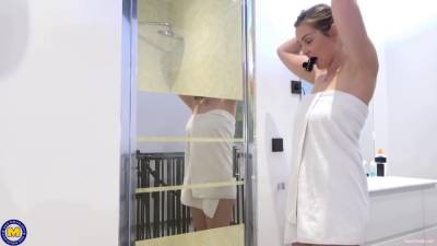 Spying On His Older Tall Stepsister - upornia.com