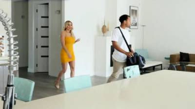 Greedy wife riding black handyman - icpvid.com