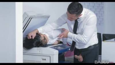 Rina Ellis - The Secretary - porntry.com