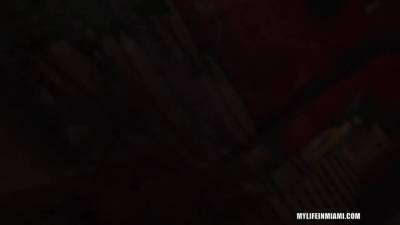 Pizza Girl Gets A Big Tip With Natana Brooke - upornia.com