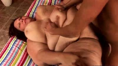 Alright, we have this video of Sweet Cheeks enjoying some - webmaster.drtuber.com