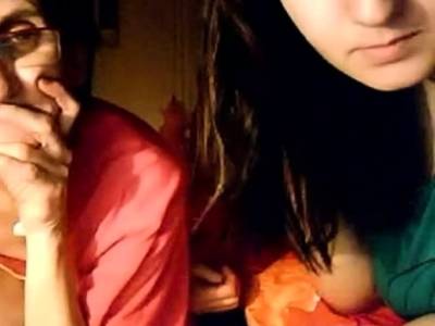 BBW girl and her granny on webcam - nvdvid.com