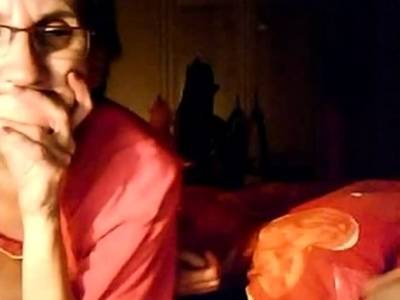 BBW girl and her granny on webcam - nvdvid.com