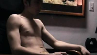 Straight twink blown by cum loving DILF - webmaster.drtuber.com