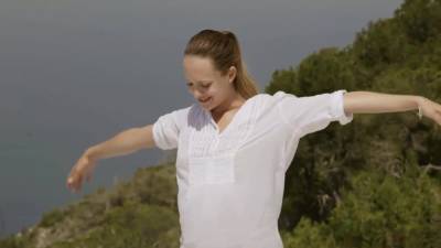 Yoga In The Sky - upornia.com