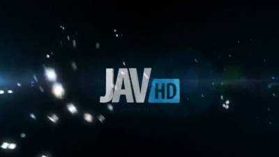 Wakaba Onoue - Wakaba Onoue deals young man cock with her hands a - icpvid.com - Japan