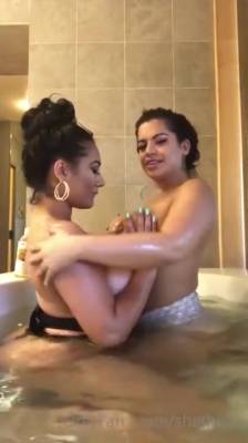 Shethick Nude Bathtub Porn Video Leaked - hclips.com