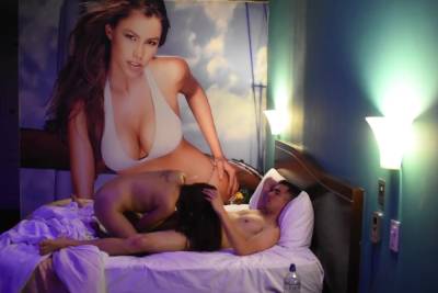 Mi Paso-prima Se Queda Conmigo Y Acabamos Teniendo Sexo - hclips.com