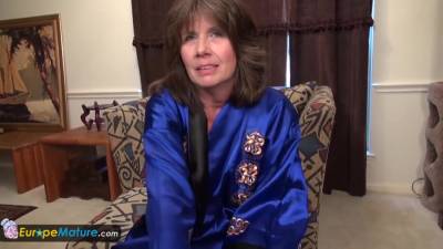 Jade Is Showing Up Her - Senior Cunt - upornia.com