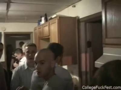 Petite blonde rides college cock at party - txxx.com