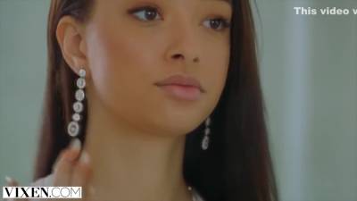 Johnny Sins - Scarlett Bloom - Hellcat Spoiled Mistress Is Addicted To Hard Making Out - Scarlett Bloom And Johnny Sins - upornia.com