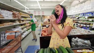 Grocery List With Kitten Latenight - hclips.com