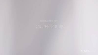 Take Your Picture - Arianna - upornia.com