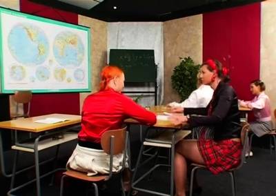 Babe lives out her fetish and gets wet fur pie licked - icpvid.com