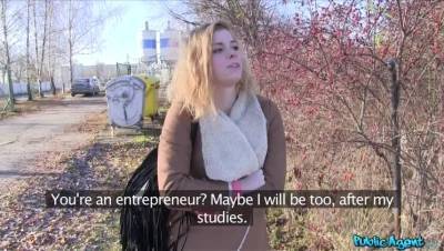 Lost Blonde Sucks Cock for Cash - porntry.com