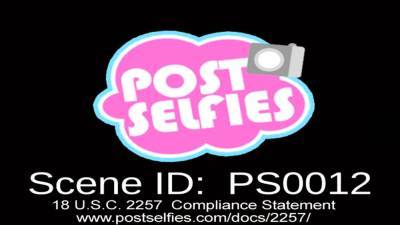 Girl Plays Her Clits With A Vibrator - webmaster.drtuber.com