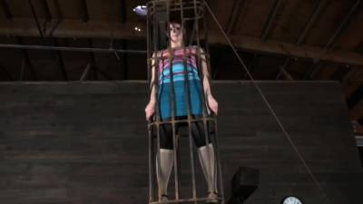 Marvelous redhead gf gives a full presentation of herself - nvdvid.com