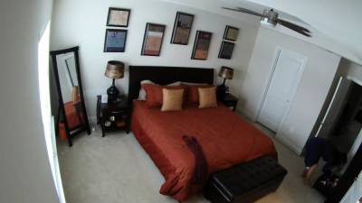 Brunette solo honey shows her masturbating skills - webmaster.drtuber.com