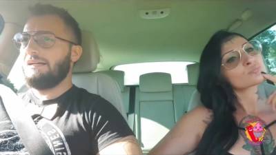He Loads Her In The Car And Pays Her For Sex - upornia.com