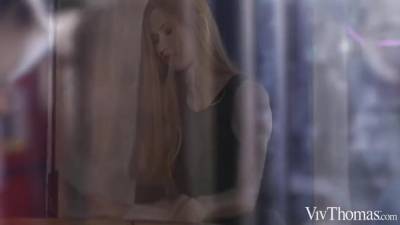 Love At First Sight - upornia.com