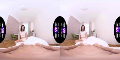 To chat or to suck? - nvdvid.com