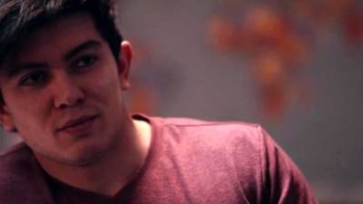 Handsome men Nick and Clark trade bj - icpvid.com