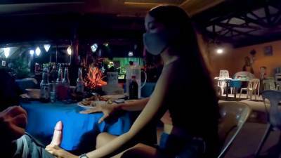 Risky Public Handjob - fetishpapa.com