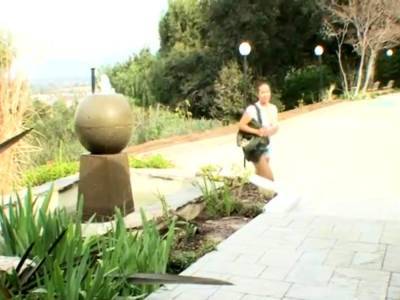 Ebony virgin deflowered - icpvid.com - Japan