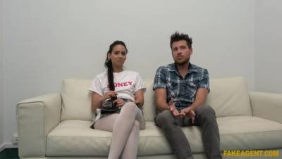 James Brossman - Juicy ass cute Colombian sofa sex - veryfreeporn.com - Colombia