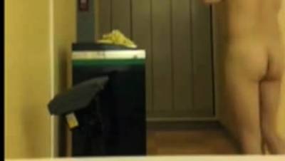 public wank someone came in - icpvid.com