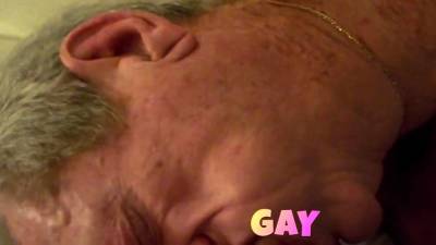 Grandpa sucks and swallows Trucker cum - icpvid.com