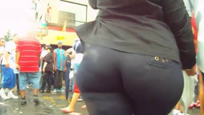 Big Fat Ass Milf At The Puerto Rican Festival In Tight Jeans - hclips.com - Puerto Rico